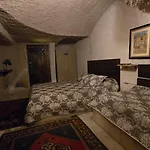 게스트하우스 Cave House
