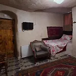 Cave House 3* 우치사르