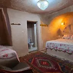 Cave House 게스트하우스