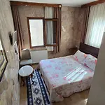 Cave House 우치사르