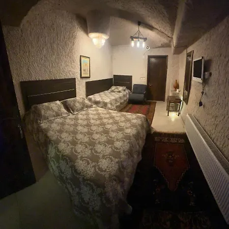 Cave House 3*