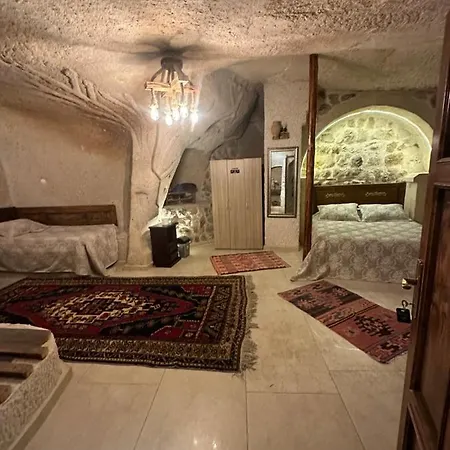 Cave House 3* Üçhisar