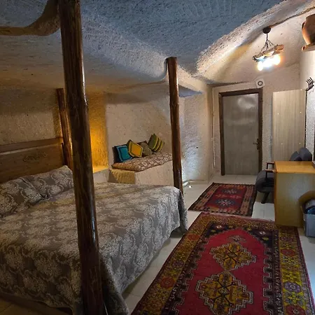Guest house Cave House