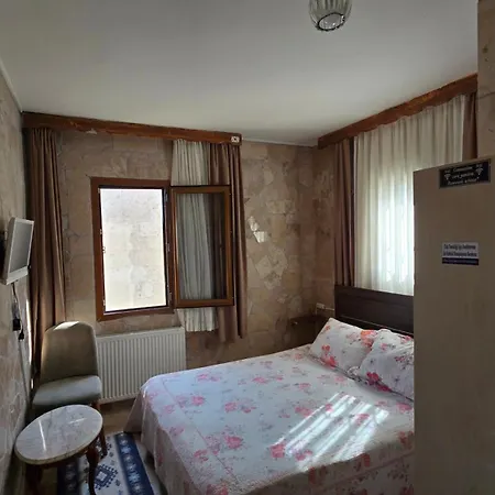 Cave House 3*