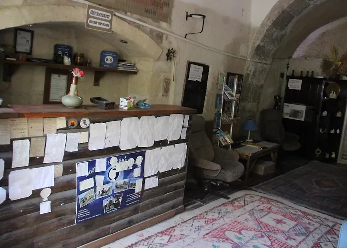 בית הארחה Cave House 3*